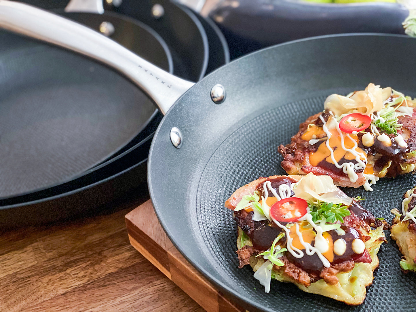 Stekpanna Satake 20 cm, lättviktsgjutjärn med Honeycomb Non-Stick