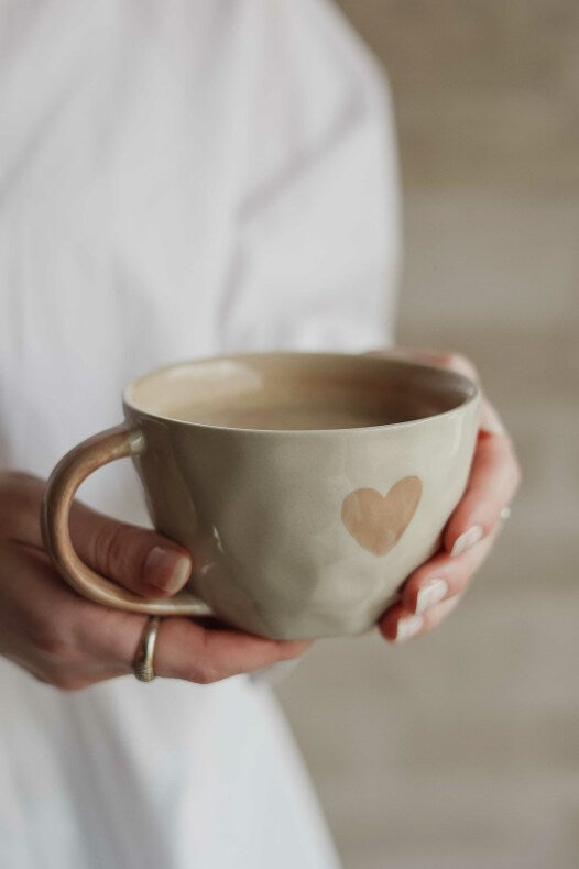 Majas Mugg - A Lovely Cup of Love & Happiness - Taupe